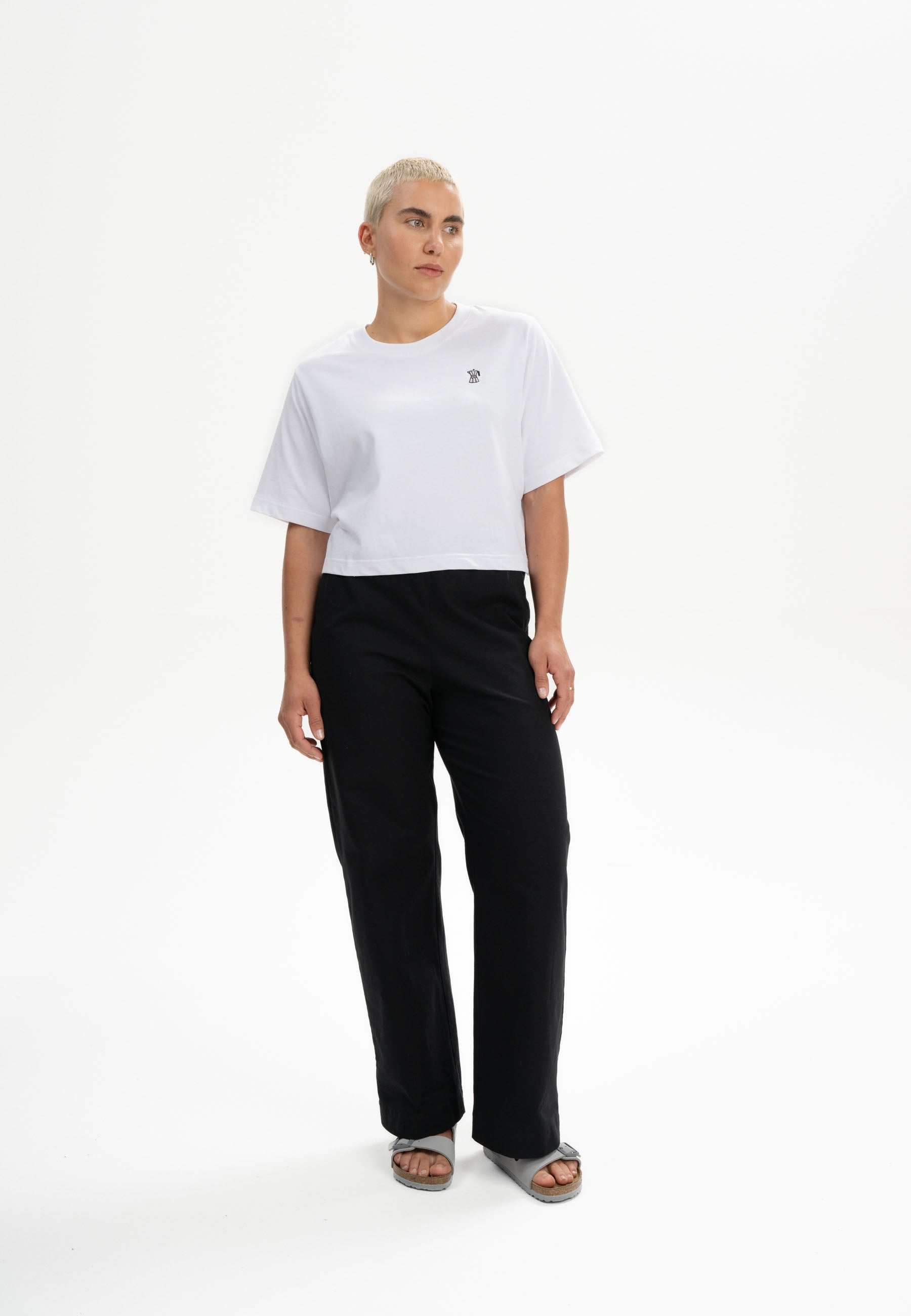 Cropped T-Shirt schwer Style JOSHNA Embroidery