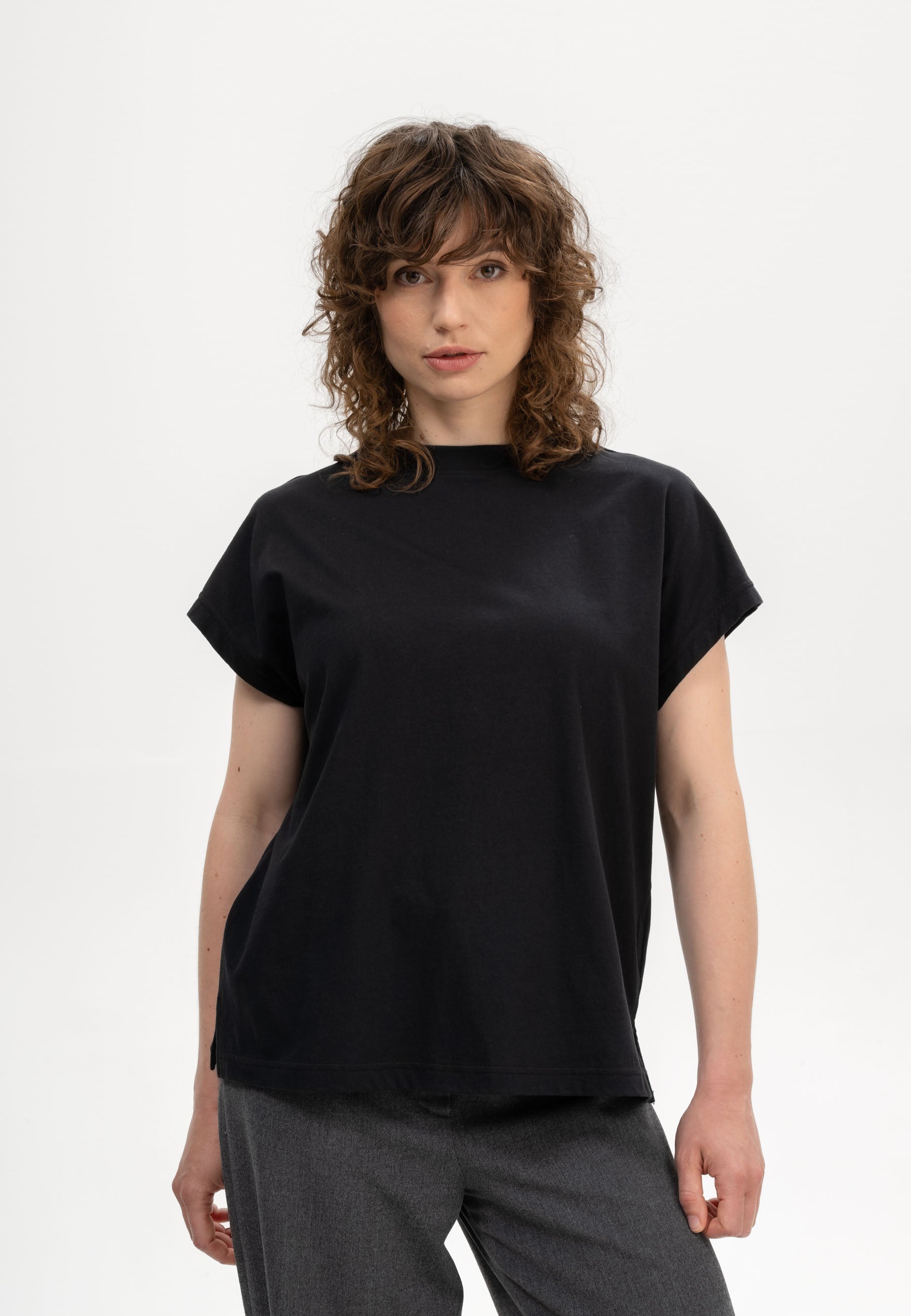 #Farbe_schwarz (black)