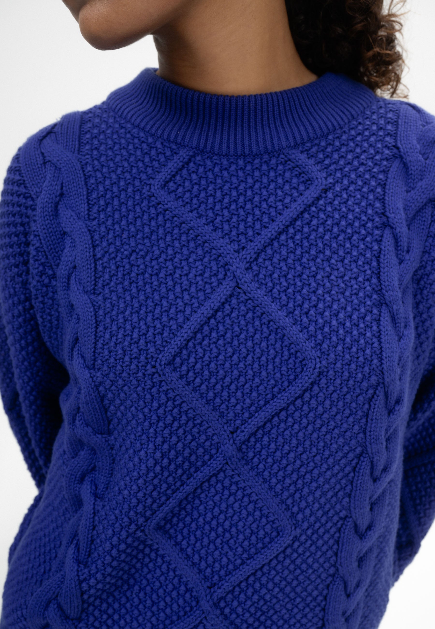 #Farbe_bold blue