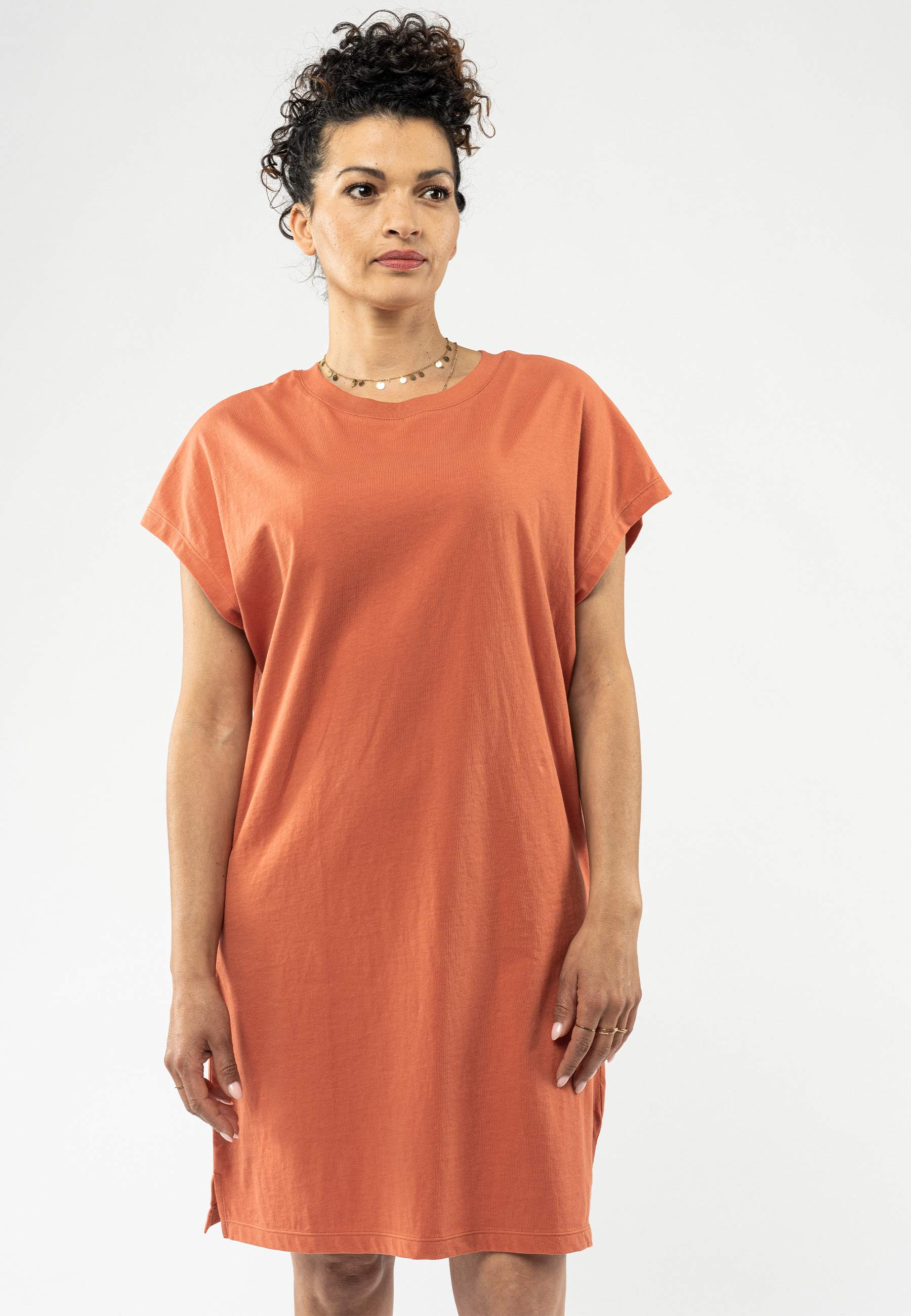 #Farbe_terracotta