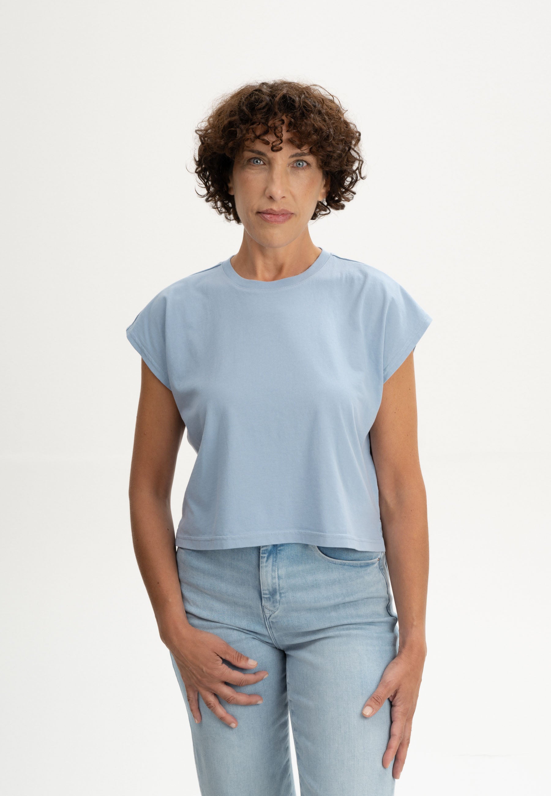 #Farbe_zartes blau