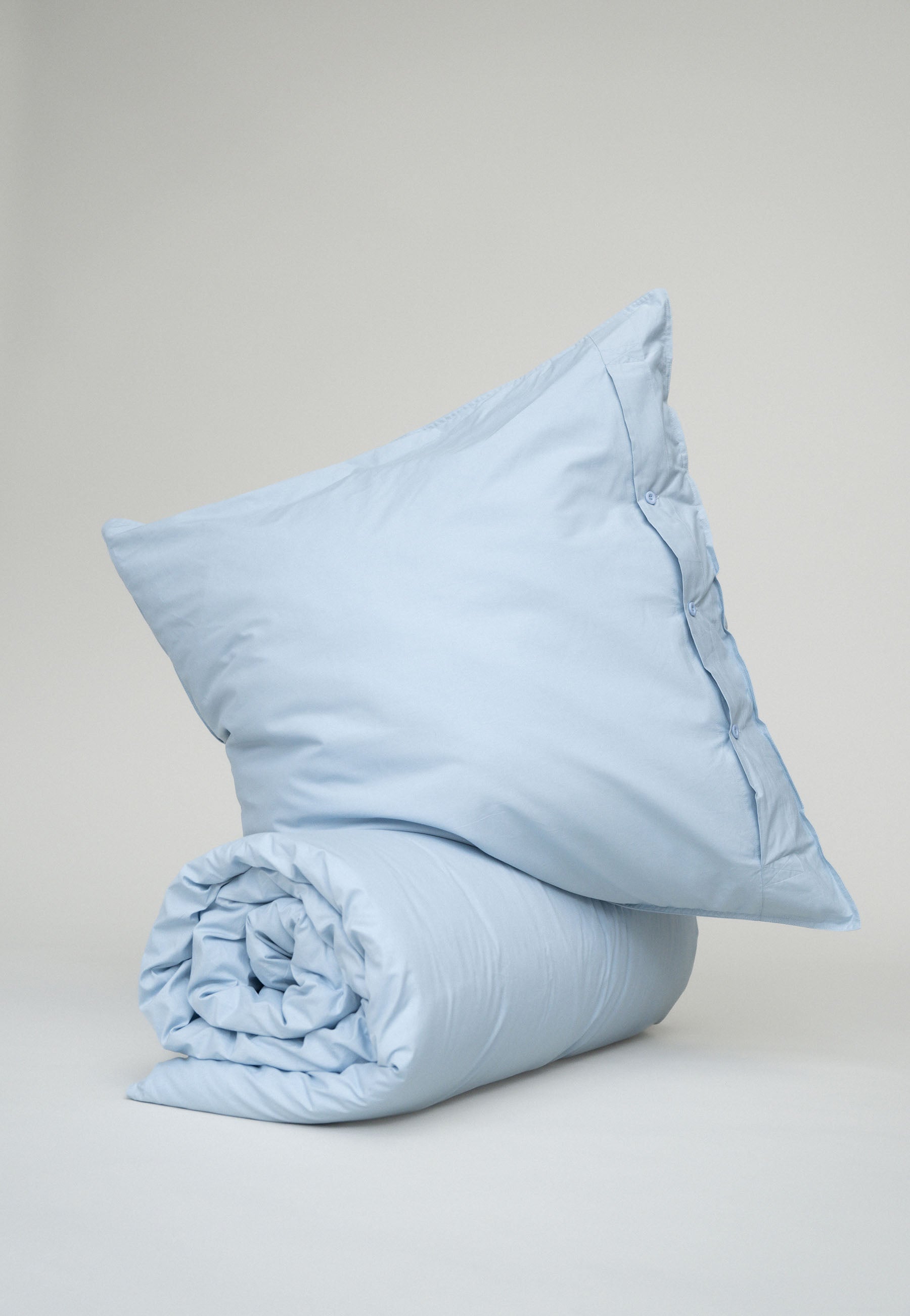 #Farbe_cloudy blue