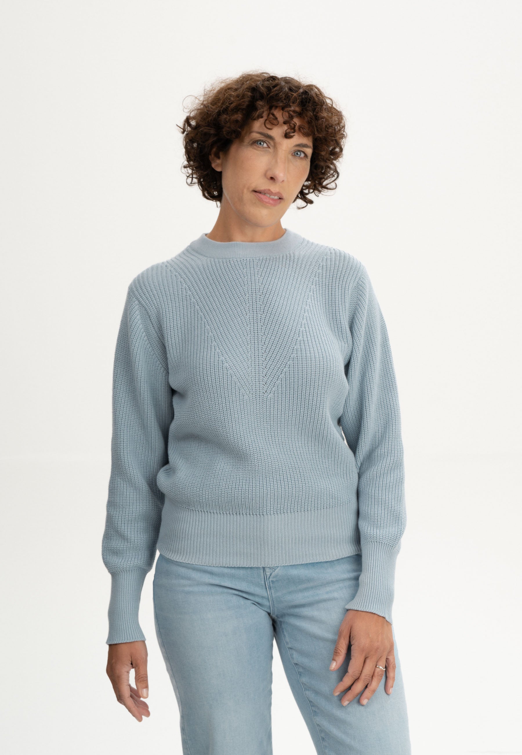 #Farbe_cloudy blue