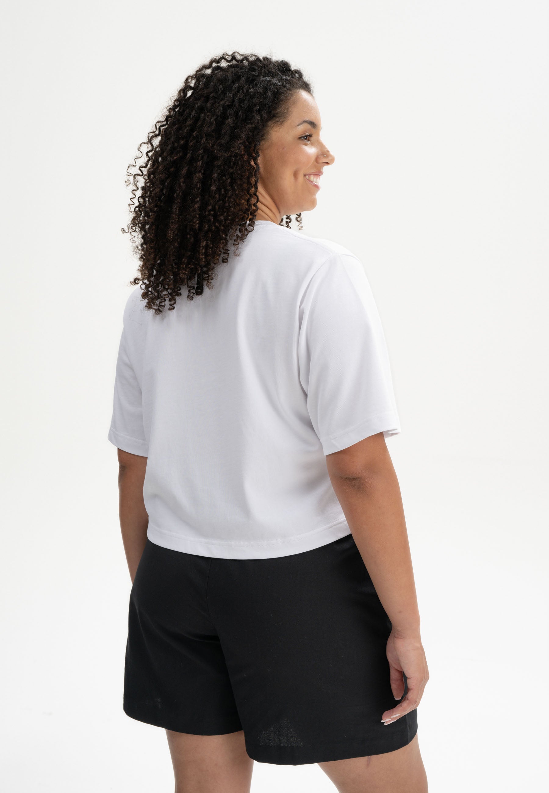 Cropped T-Shirt schwer Style JOSHNA Embroidery