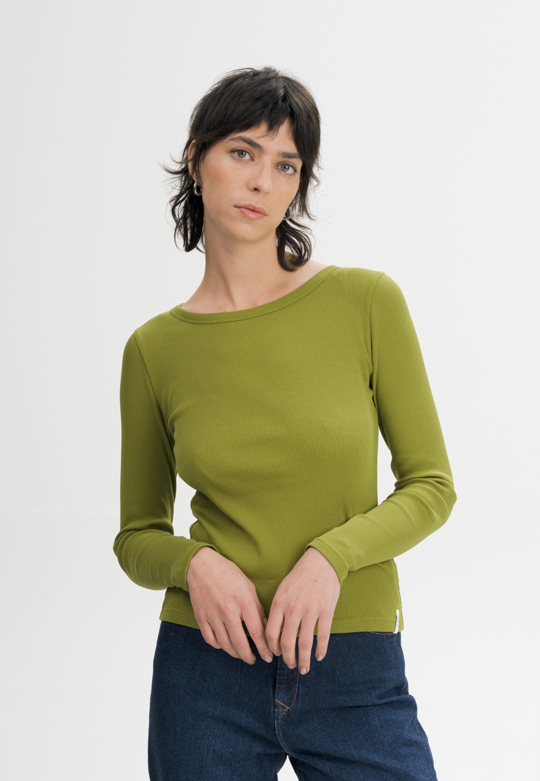 #Farbe_golden green